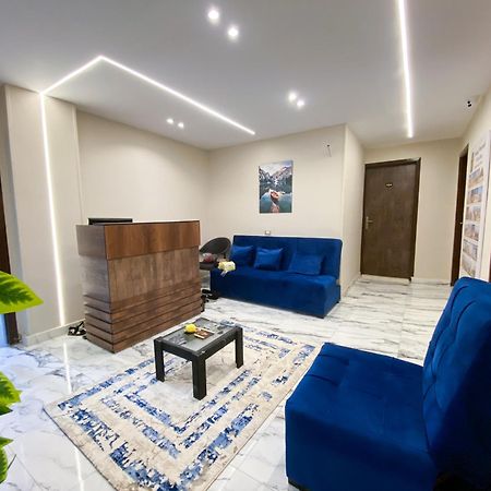 Young Pharaoh View Inn Кайро Екстериор снимка