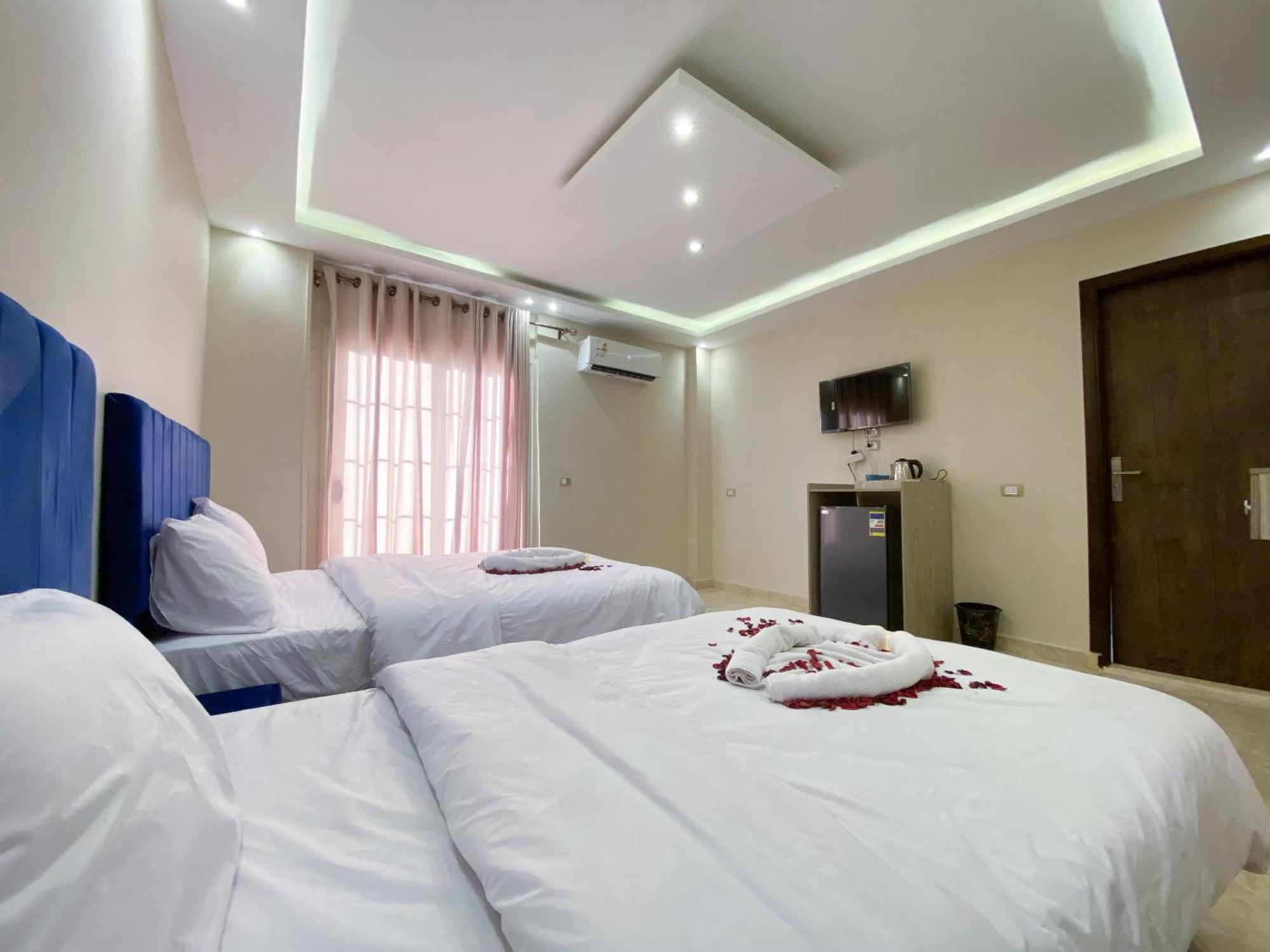 Young Pharaoh View Inn Кайро Екстериор снимка