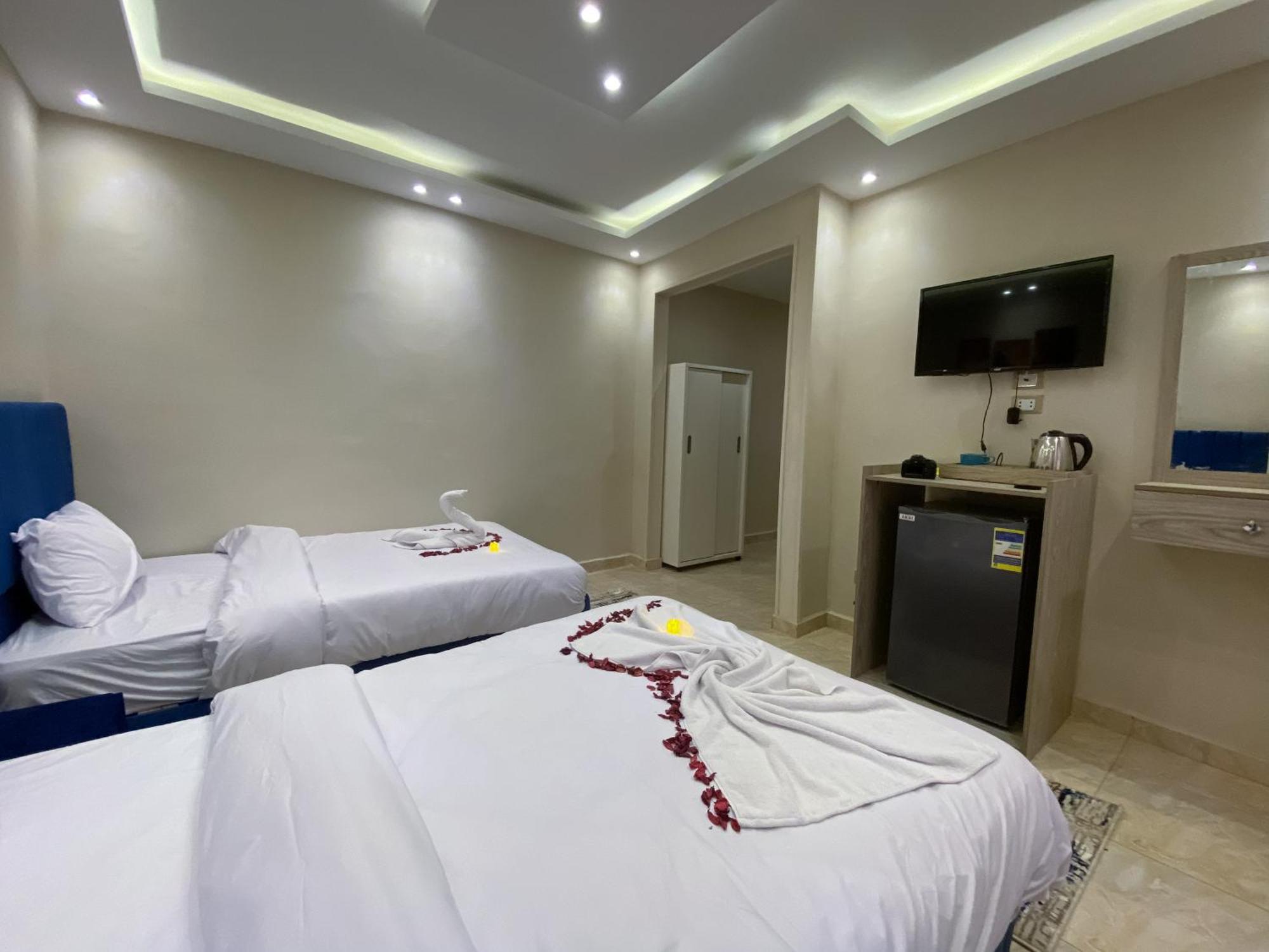 Young Pharaoh View Inn Кайро Екстериор снимка