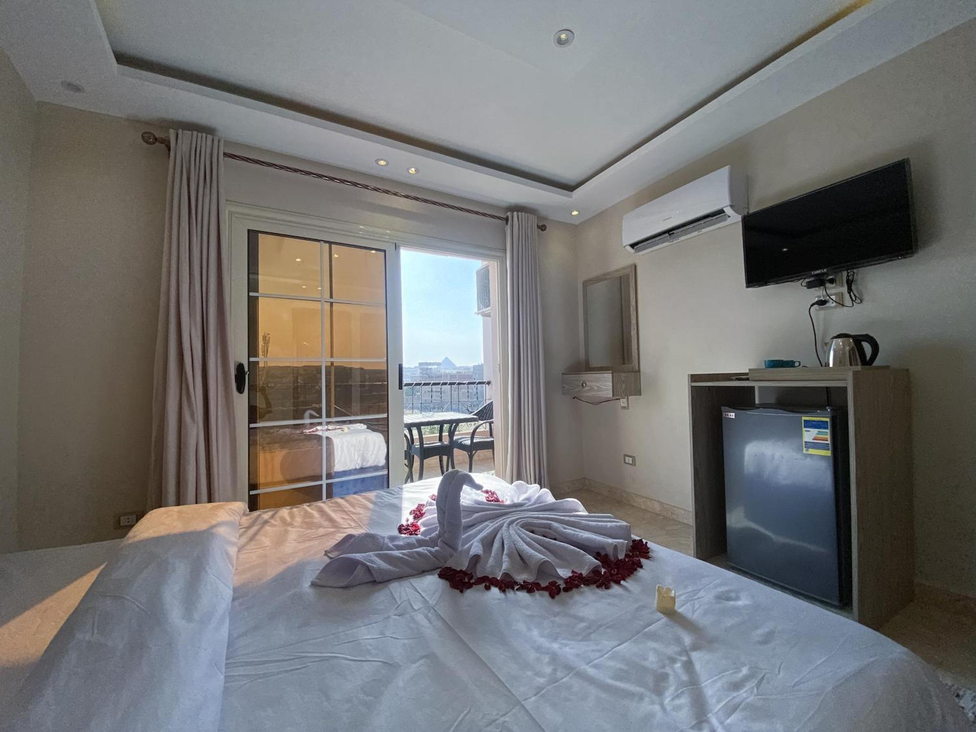Young Pharaoh View Inn Кайро Екстериор снимка