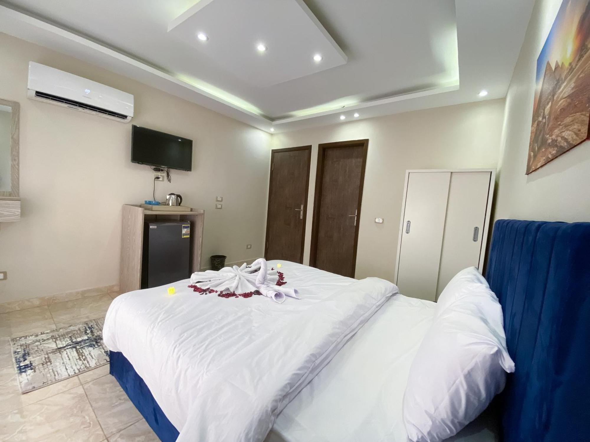 Young Pharaoh View Inn Кайро Екстериор снимка