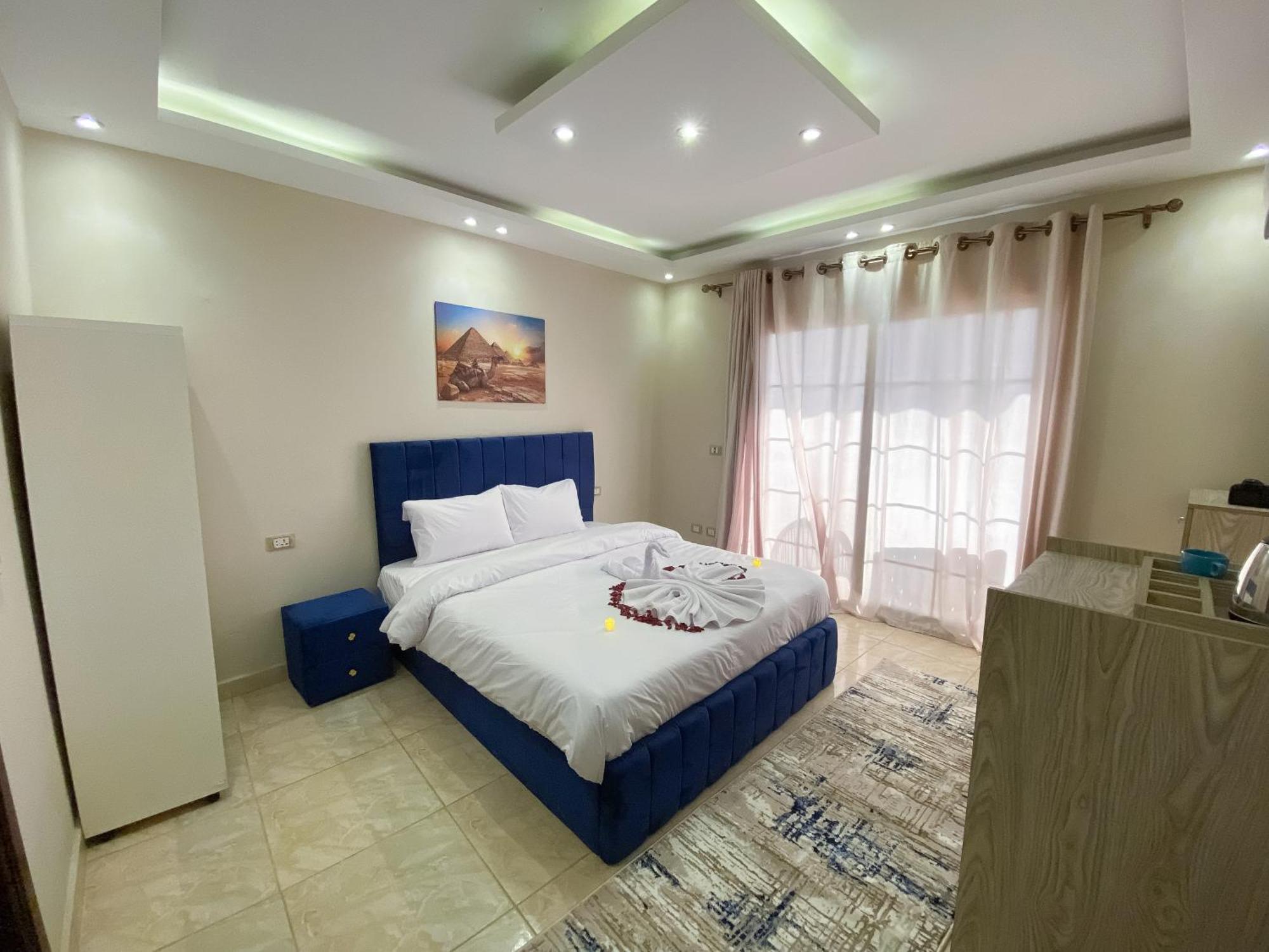 Young Pharaoh View Inn Кайро Екстериор снимка